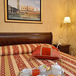 Residenza Goldoni Nocleg ze śniadaniem