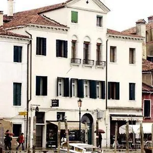 Airone Hotel