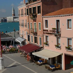 Ca' Formenta Hotel